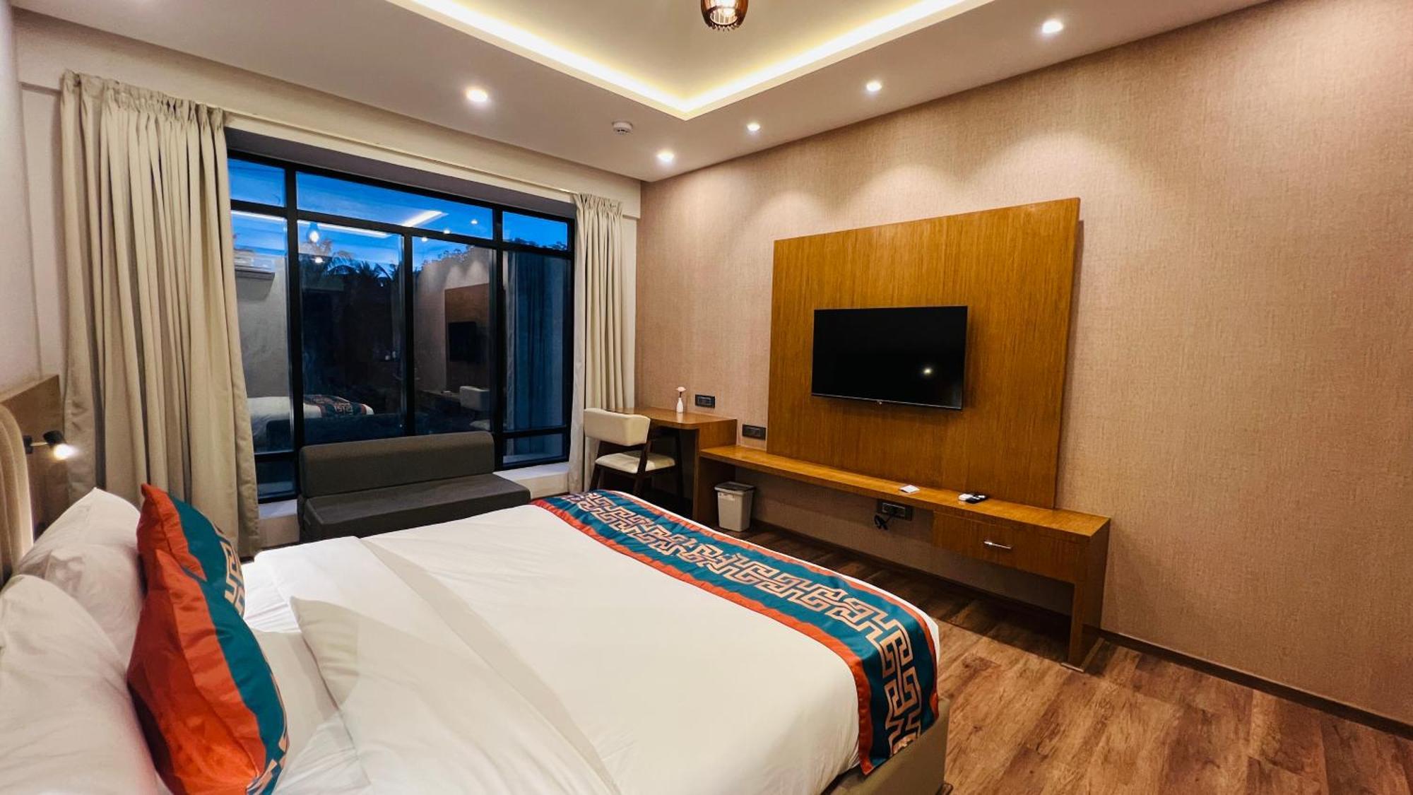 Hotel Aashraya Dod Jala Extérieur photo